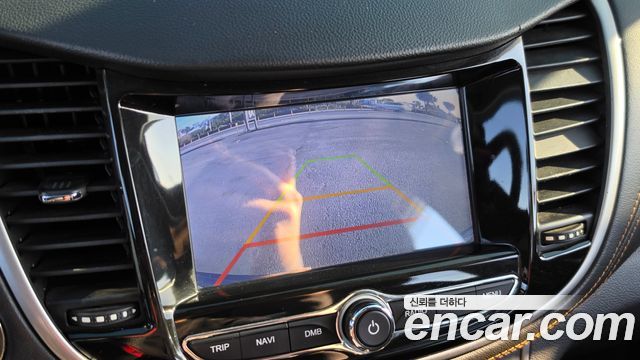 Chevrolet Korea Trax 2017 — photo 14