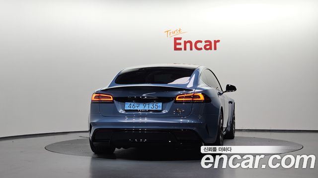 Tesla Model S 2026 — photo 4