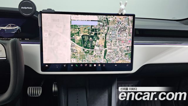 Tesla Model S 2026 — photo 20