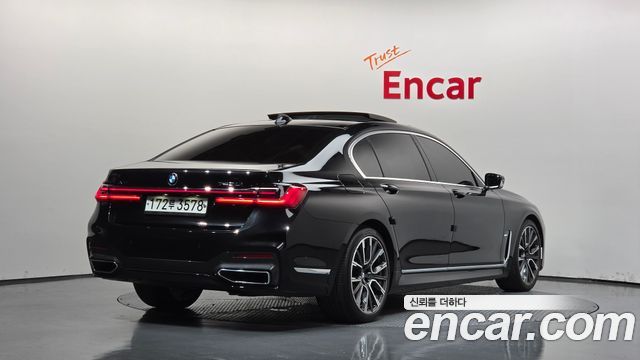 BMW 7-Series 2020 — photo 2