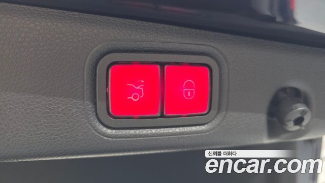 Mercedes-Benz E-Class 2022 — photo 30