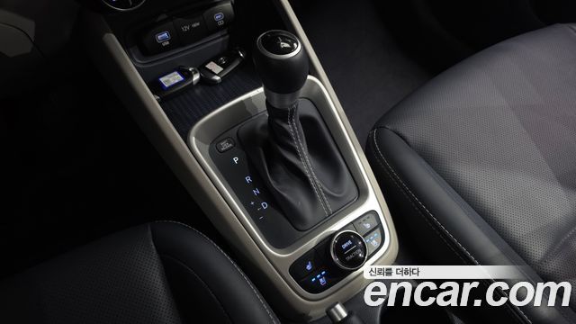 Hyundai Venue 2024 — photo 9