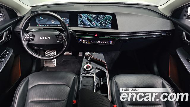 Kia EV6 2024 — photo 10