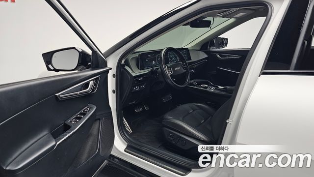 Kia EV6 2024 — photo 13