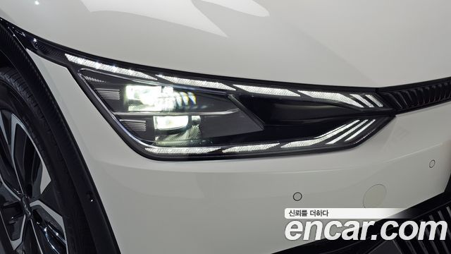 Kia EV6 2024 — photo 8