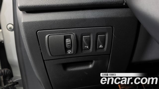 Renault Korea SM7 2012 — photo 30