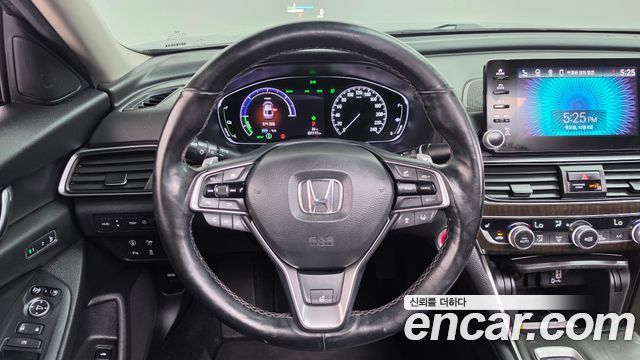 Honda Accord 2019 — photo 13