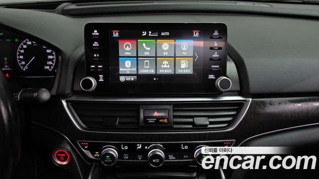 Honda Accord 2019 — photo 14