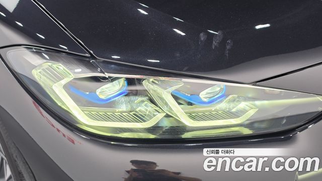 BMW i4 2024 — photo 8