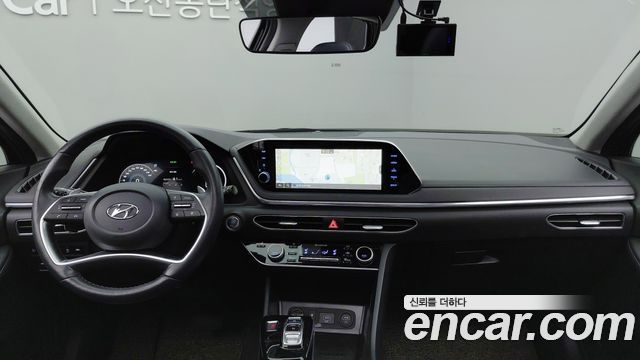 Hyundai Sonata 2022 — photo 9