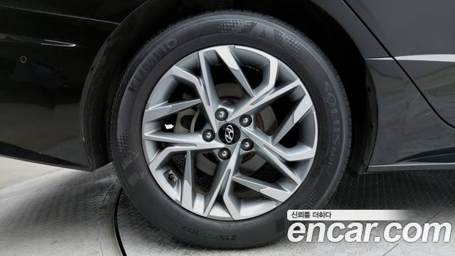 Hyundai Sonata 2022 — photo 20