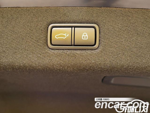 Genesis EQ900 2018 — photo 15