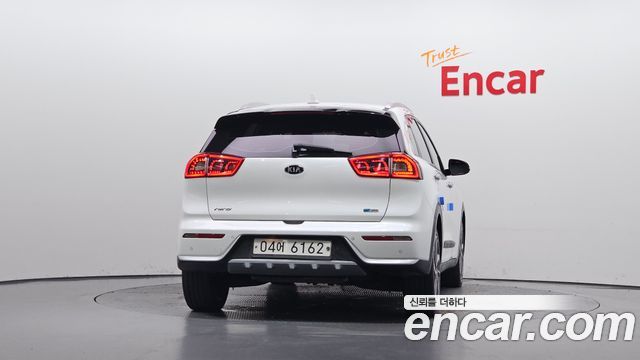 Kia Niro 2018 — photo 4