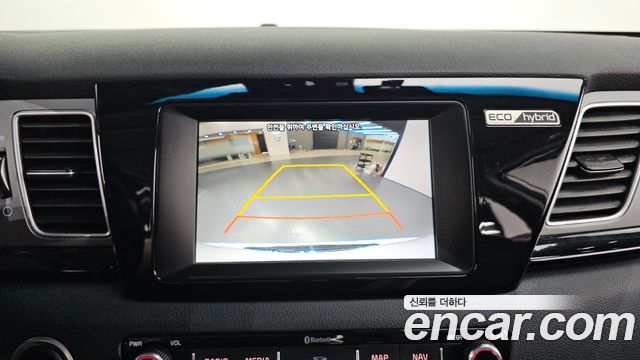 Kia Niro 2018 — photo 20
