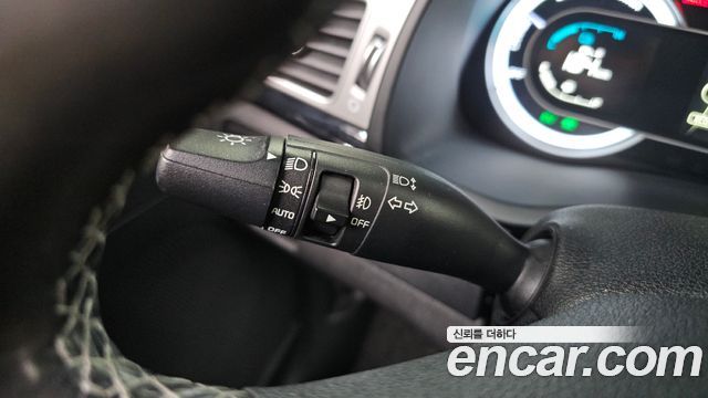 Kia Niro 2018 — photo 29