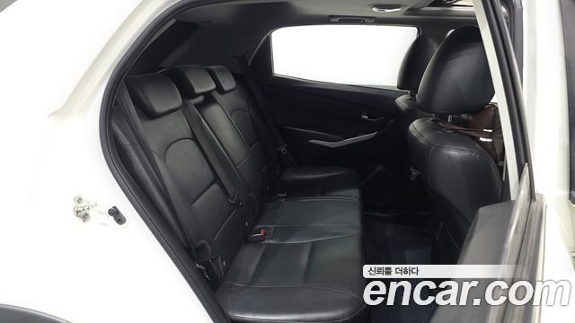 KG Mobility KORANDO 2017 — photo 17