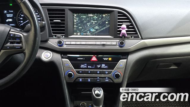 Hyundai AVANTE 2016 — photo 20