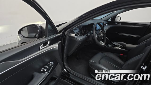Kia K5 2021 — photo 13
