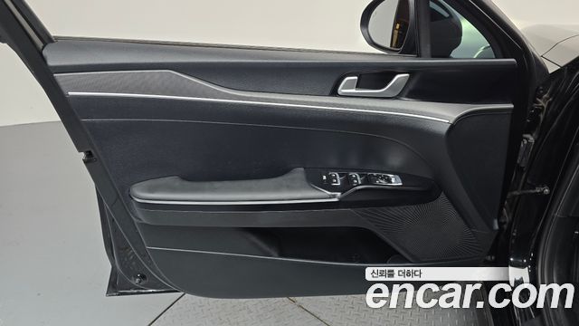 Kia K5 2021 — photo 14