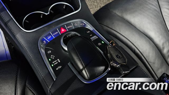 Mercedes-Benz S-Class 2016 — photo 18