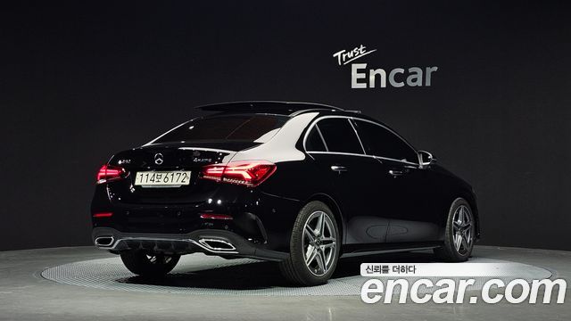 Mercedes-Benz A-Class 2022 — photo 2
