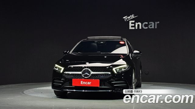 Mercedes-Benz A-Class 2022 — photo 3