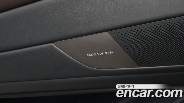 Genesis G80 2025 — photo 33