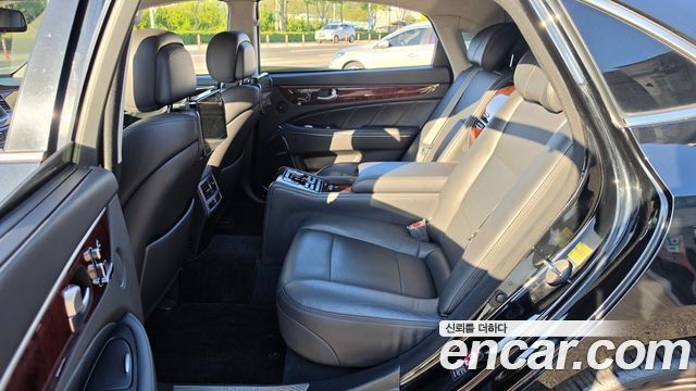 Hyundai Equus 2015 — photo 11