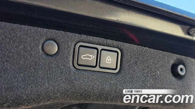 Hyundai Equus 2015 — photo 17
