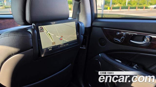 Hyundai Equus 2015 — photo 19