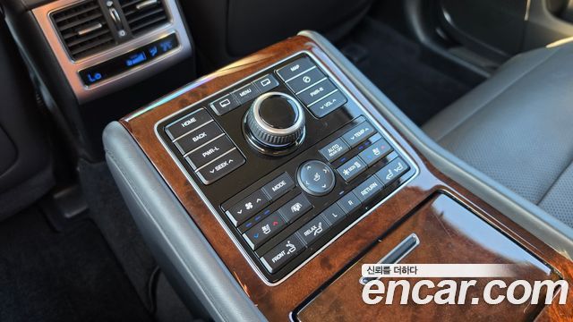 Hyundai Equus 2015 — photo 20