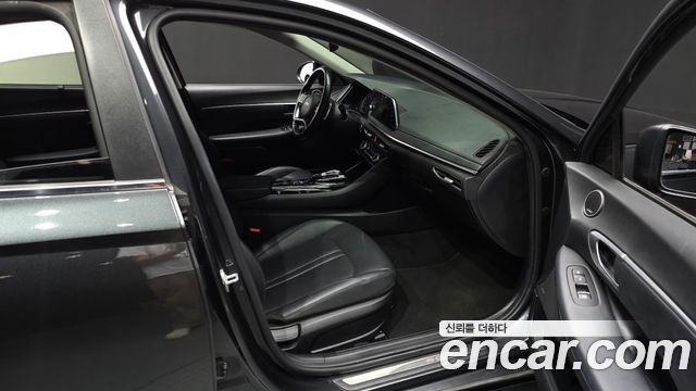 Hyundai Sonata 2020 — photo 11