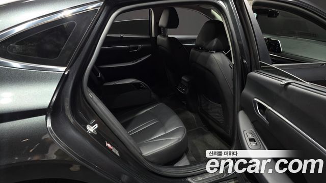 Hyundai Sonata 2020 — photo 12