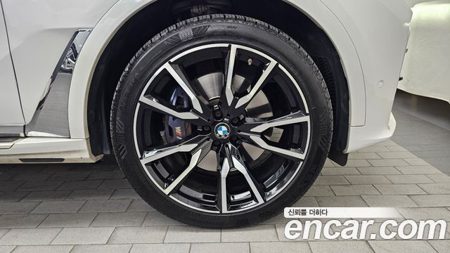 BMW X7 2021 — photo 7