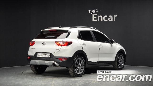 Kia Stonic 2019 — photo 2