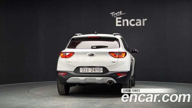 Kia Stonic 2019 — photo 4