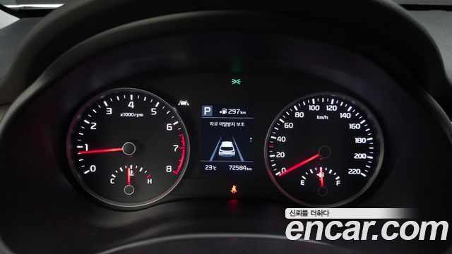 Kia Stonic 2019 — photo 8
