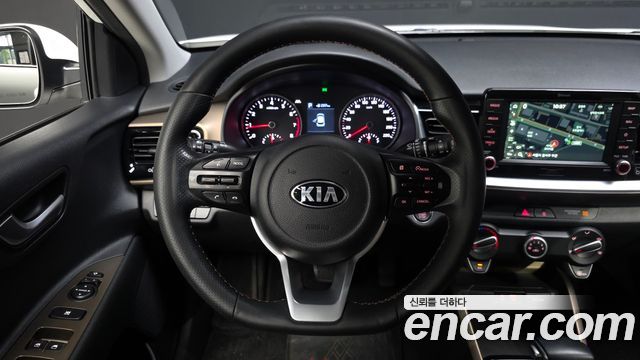 Kia Stonic 2019 — photo 13