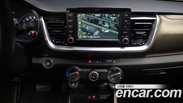 Kia Stonic 2019 — photo 14