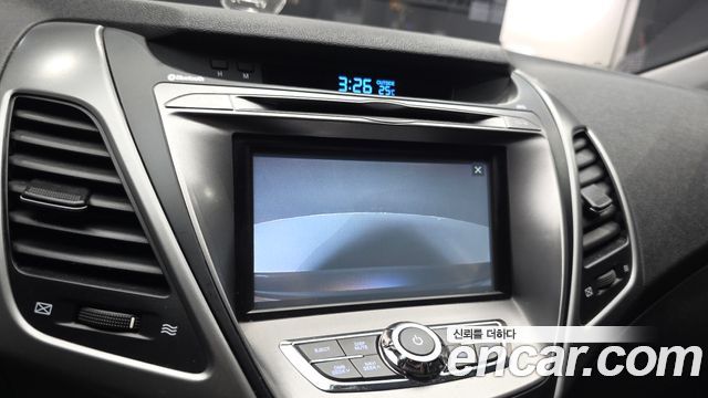 Hyundai AVANTE 2014 — photo 22