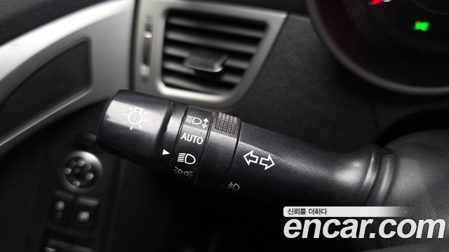 Hyundai AVANTE 2014 — photo 26