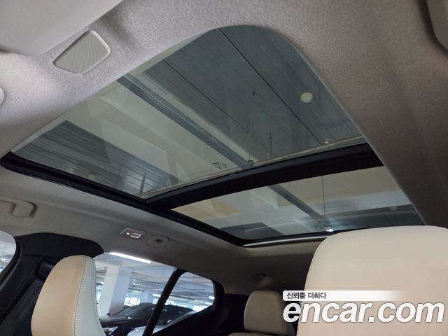 Volvo XC40 2026 — photo 16
