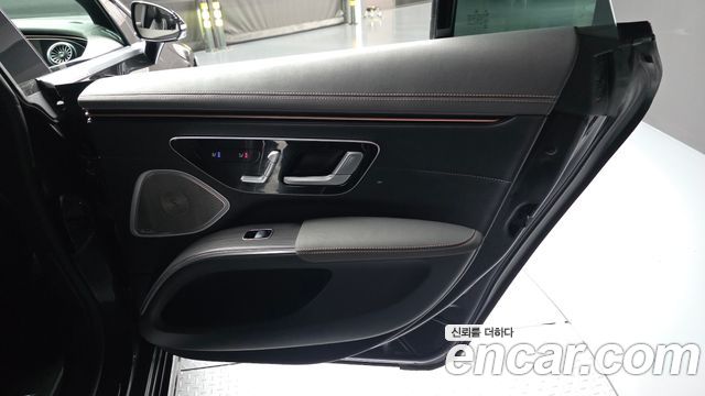 Mercedes-Benz EQS 2023 — photo 15