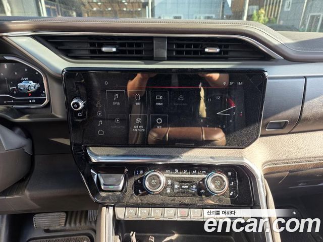 GMC Sierra 2023 — photo 9