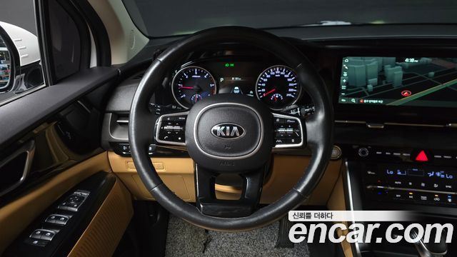 Kia Canival 2021 — photo 12