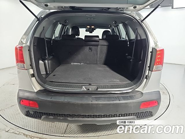 Kia Sorento 2011 — photo 11
