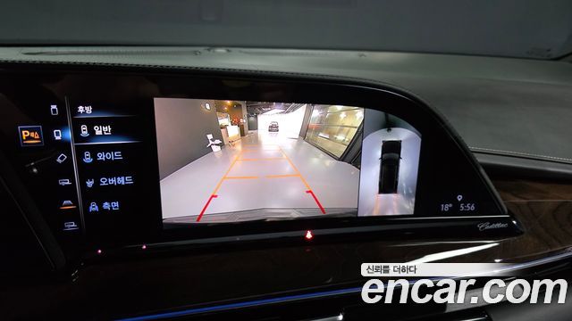 Cadillac Escalade 2023 — photo 15