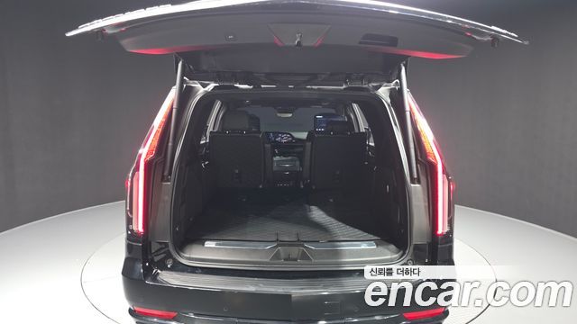 Cadillac Escalade 2023 — photo 20