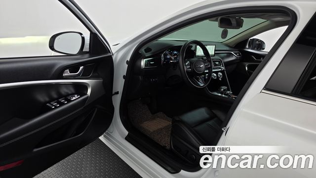 Genesis G70 2021 — photo 13