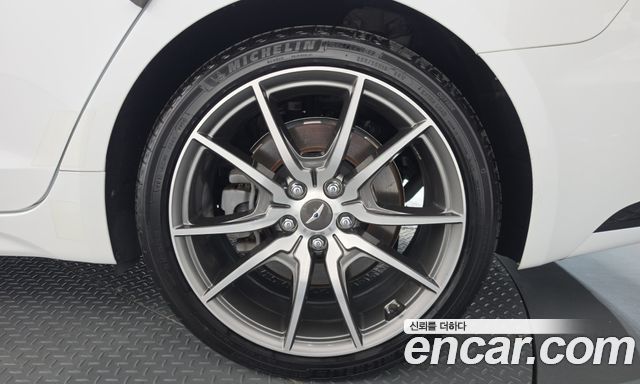 Genesis G70 2021 — photo 7